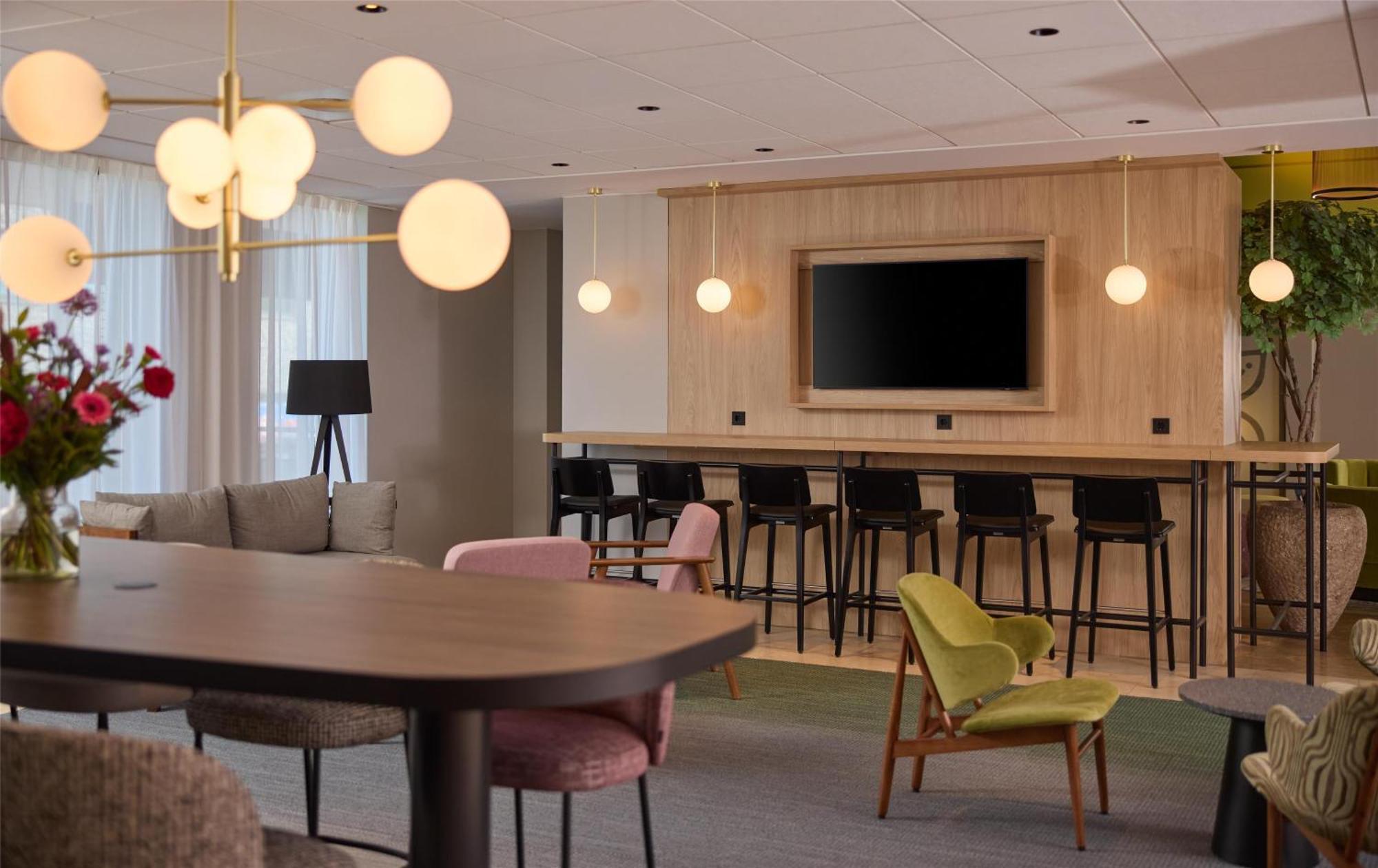 Hilton Garden 4*